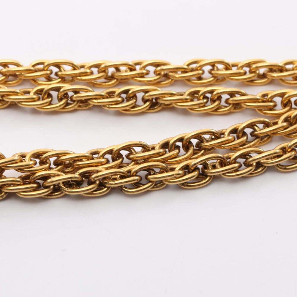 CHANEL Authentic White Necklace - Picture 7 of 8